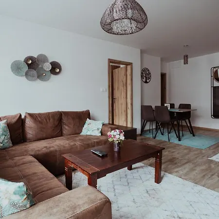 Stary Trh Apartment