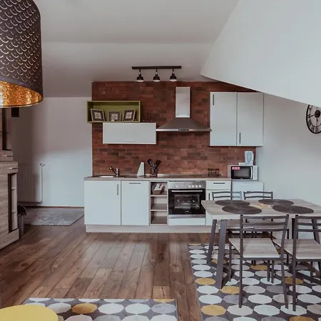 Stary Trh Apartment